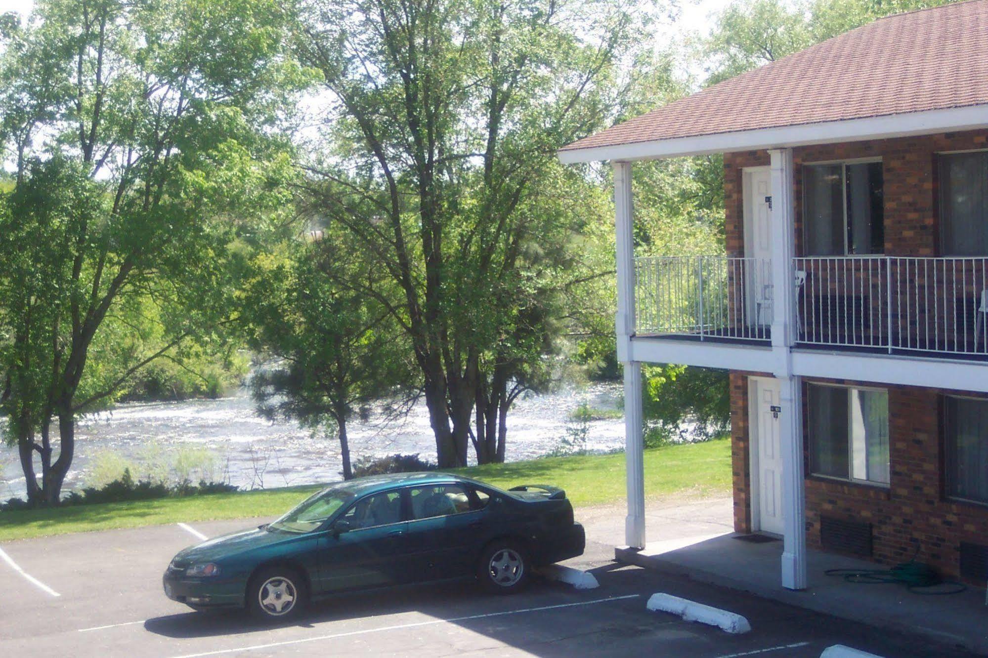 Henry'S Fork Inn Saint Anthony Εξωτερικό φωτογραφία